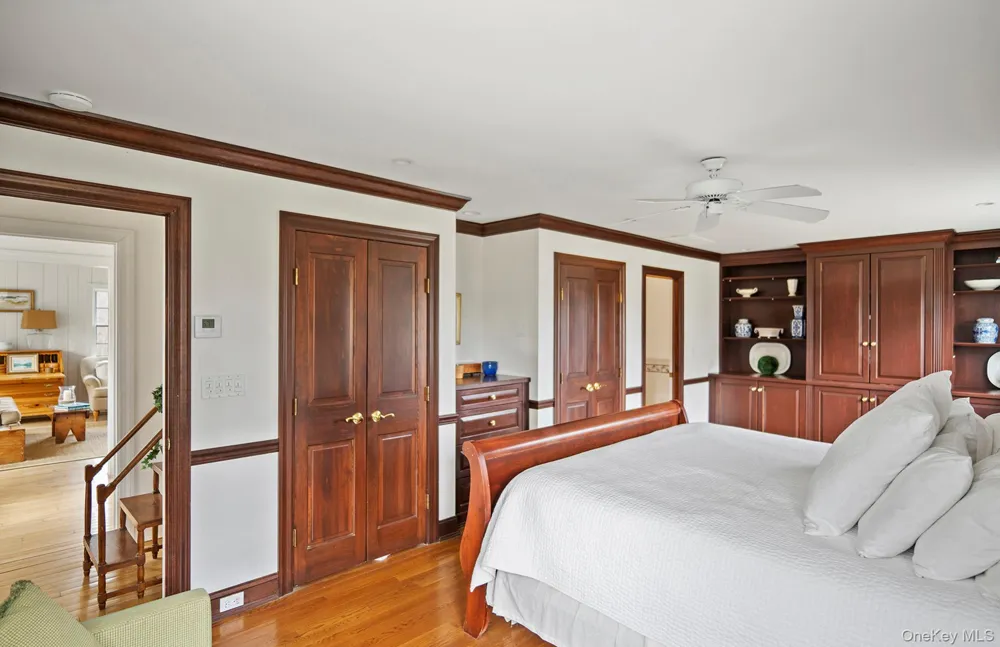 19 Quaquanantuck Lane Quogue, NY 11959