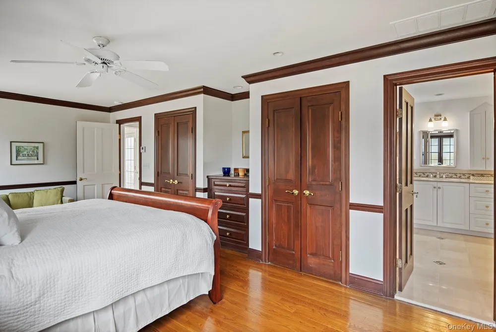 19 Quaquanantuck Lane Quogue, NY 11959
