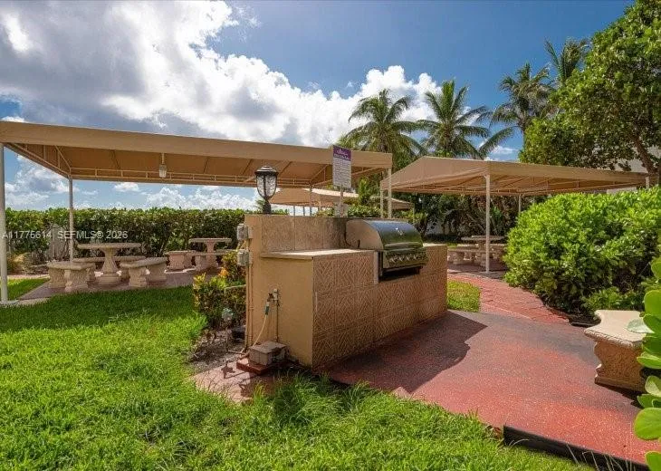 3505 S Ocean Dr #1421 Hollywood, FL 33019