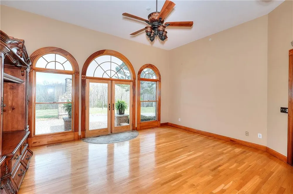 139 Harris Lane La Fayette, GA 30728