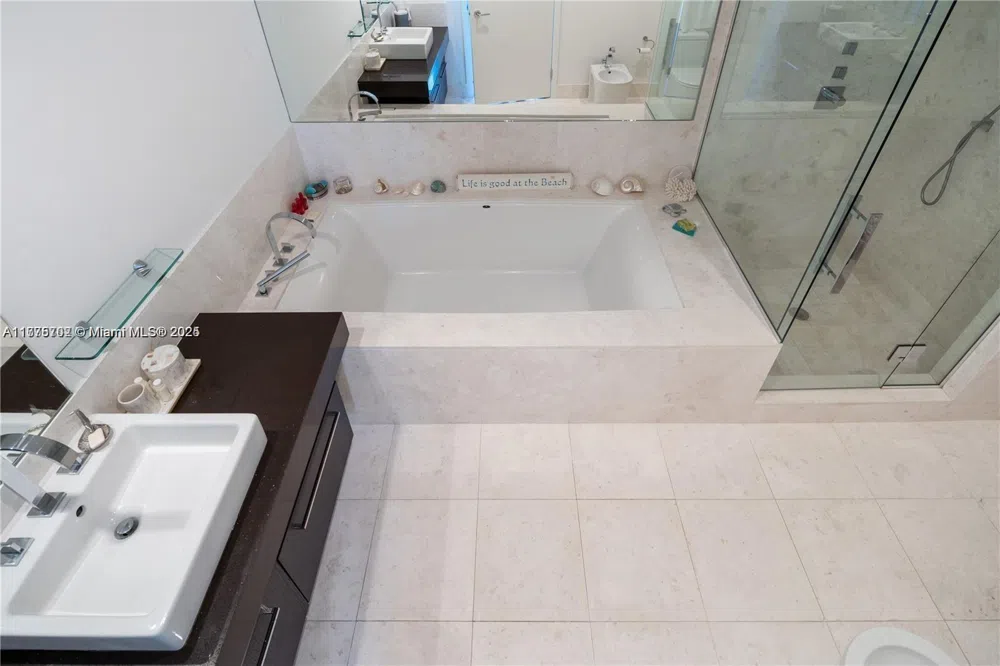 17121 Collins Ave #1703 Sunny Isles Beach, FL 33160