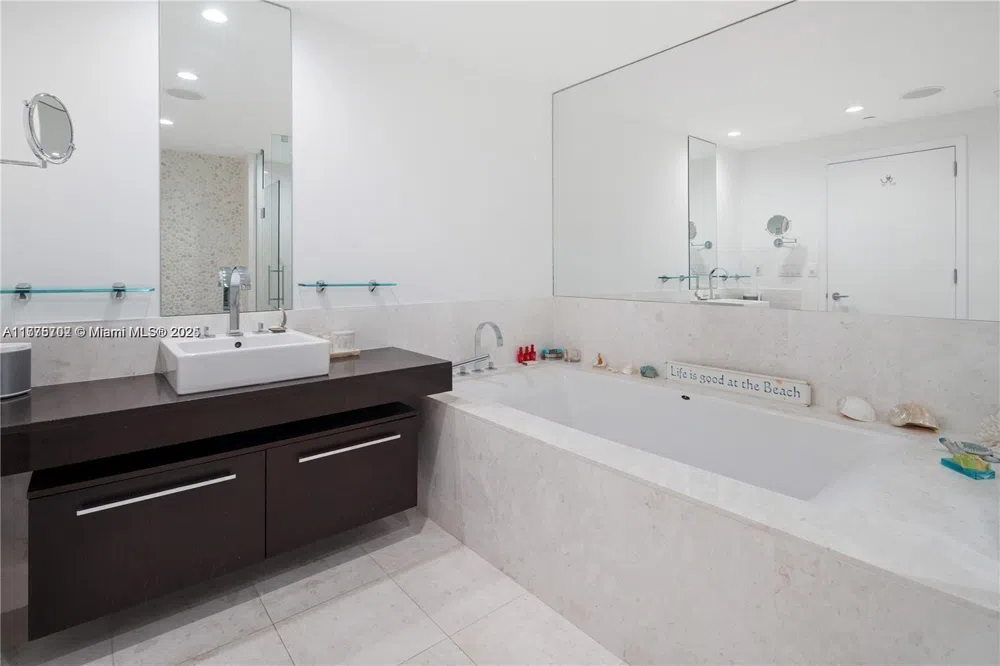 17121 Collins Ave #1703 Sunny Isles Beach, FL 33160