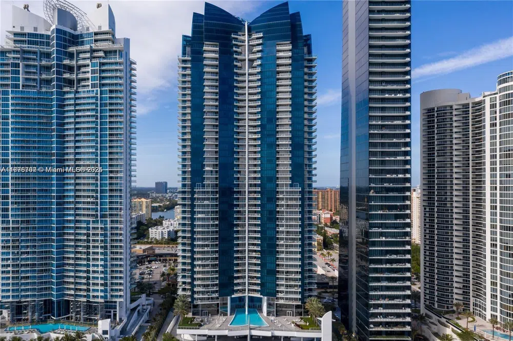 17121 Collins Ave #1703 Sunny Isles Beach, FL 33160