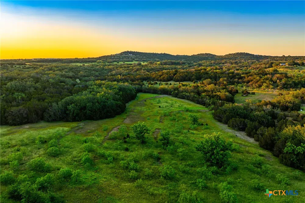 9738 E Fm1431 Marble Falls, TX 78654