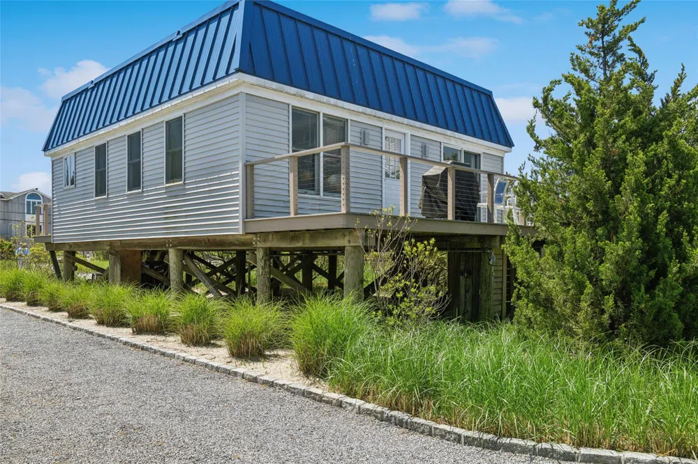 846 Dune Road Westhampton Beach, NY 11978