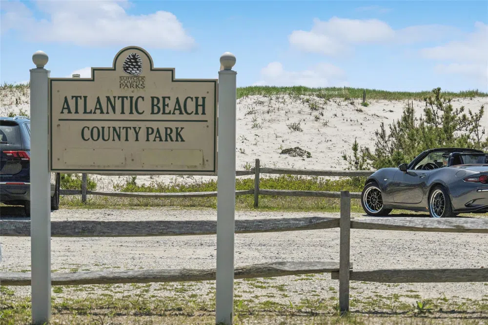 846 Dune Road Westhampton Beach, NY 11978