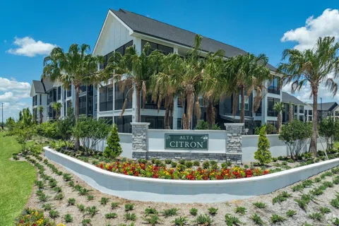3020 BASE BOULEVARD #B2