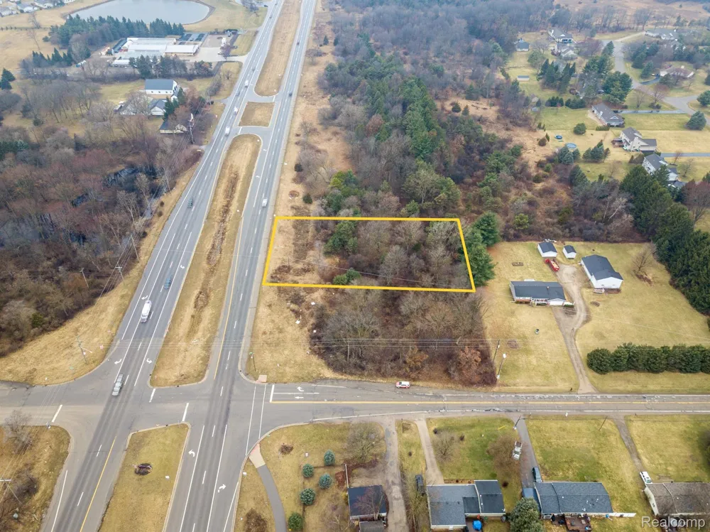 HIGHLAND ROAD Hartland Township, MI 48353