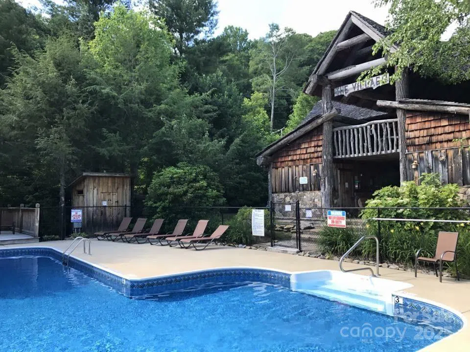 14 & 16 Overlook Drive Mars Hill, NC 28754