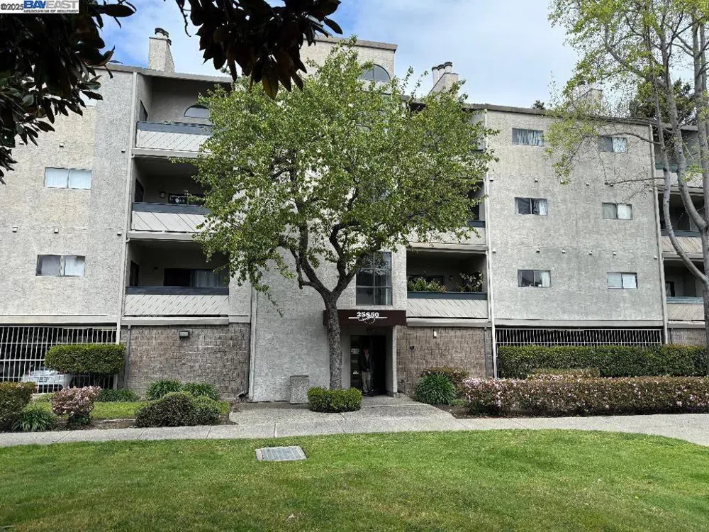 25850 Kay Ave Hayward, CA 94545