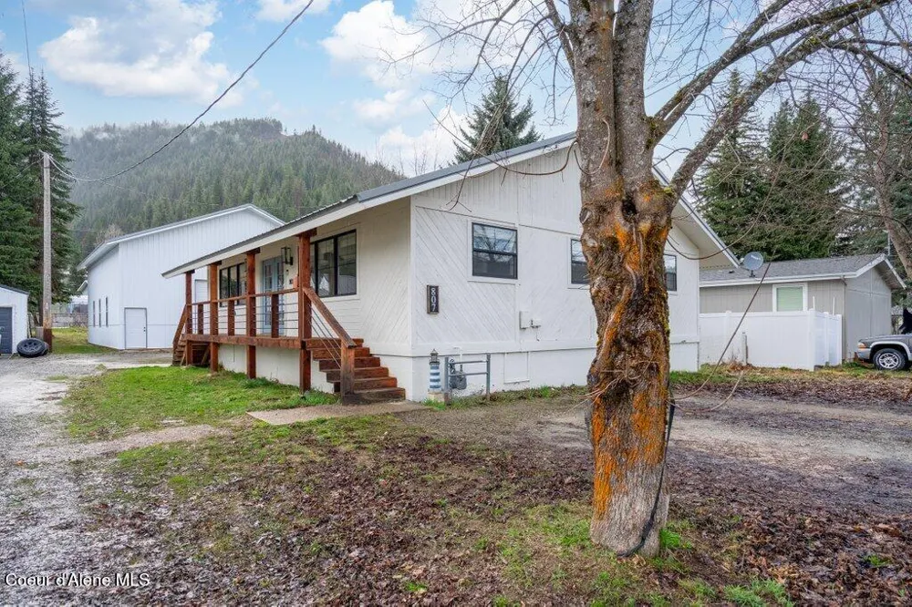 807 E Garden Avenue Osburn, ID 83849