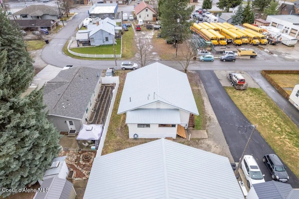 807 E Garden Avenue Osburn, ID 83849