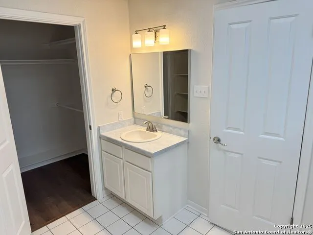 136 Lakeview Trace Three Rivers, TX 78071