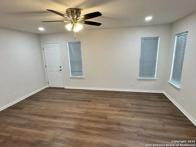 136 Lakeview Trace Three Rivers, TX 78071