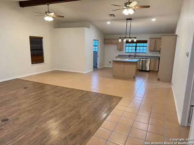 136 Lakeview Trace Three Rivers, TX 78071