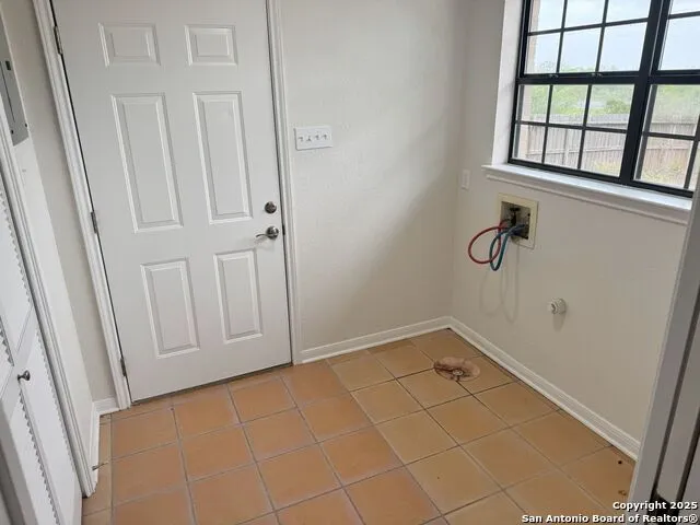 136 Lakeview Trace Three Rivers, TX 78071