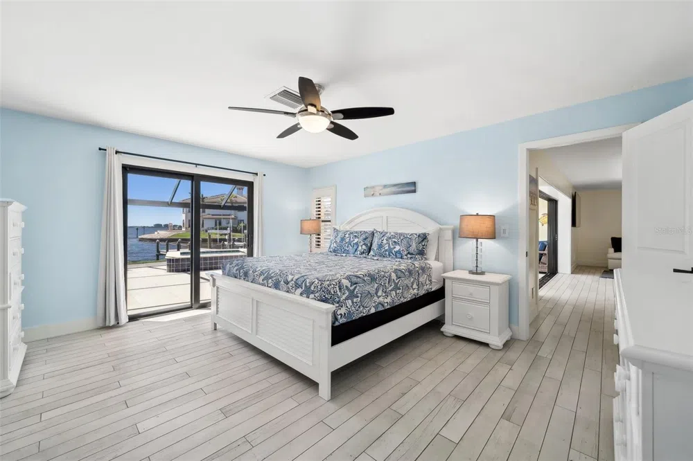 1600 EDITH ESPLANADE Cape Coral, FL 33904