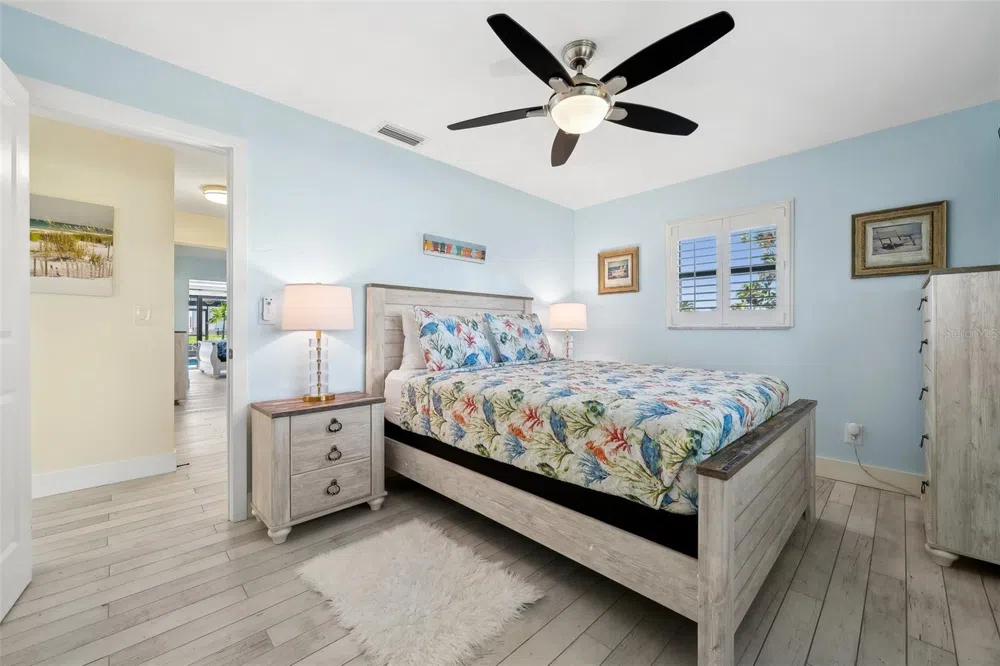 1600 EDITH ESPLANADE Cape Coral, FL 33904