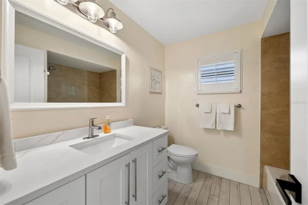 1600 EDITH ESPLANADE Cape Coral, FL 33904