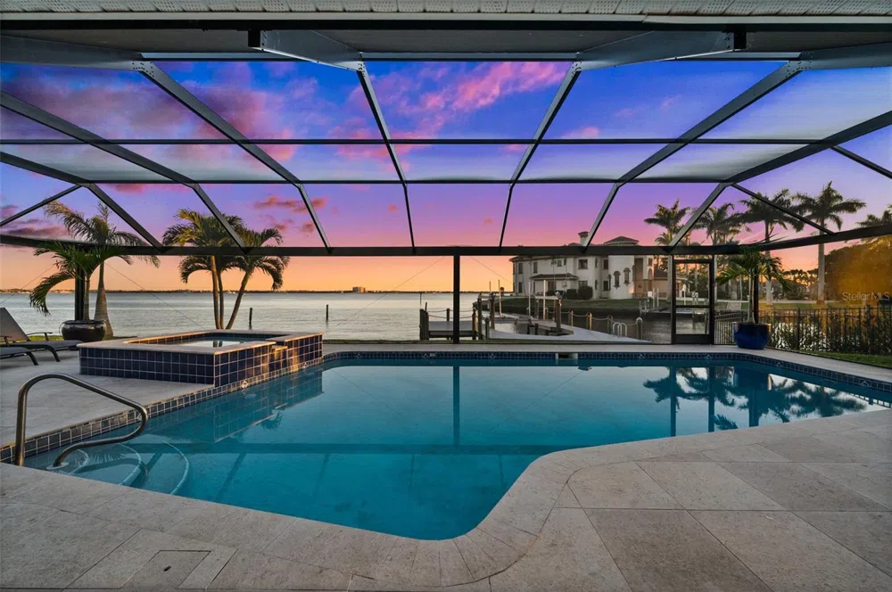 1600 EDITH ESPLANADE Cape Coral, FL 33904