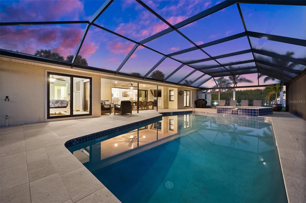 1600 EDITH ESPLANADE Cape Coral, FL 33904