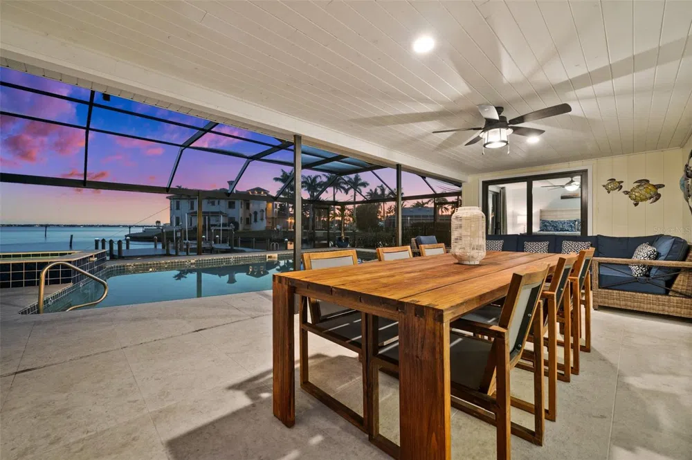 1600 EDITH ESPLANADE Cape Coral, FL 33904