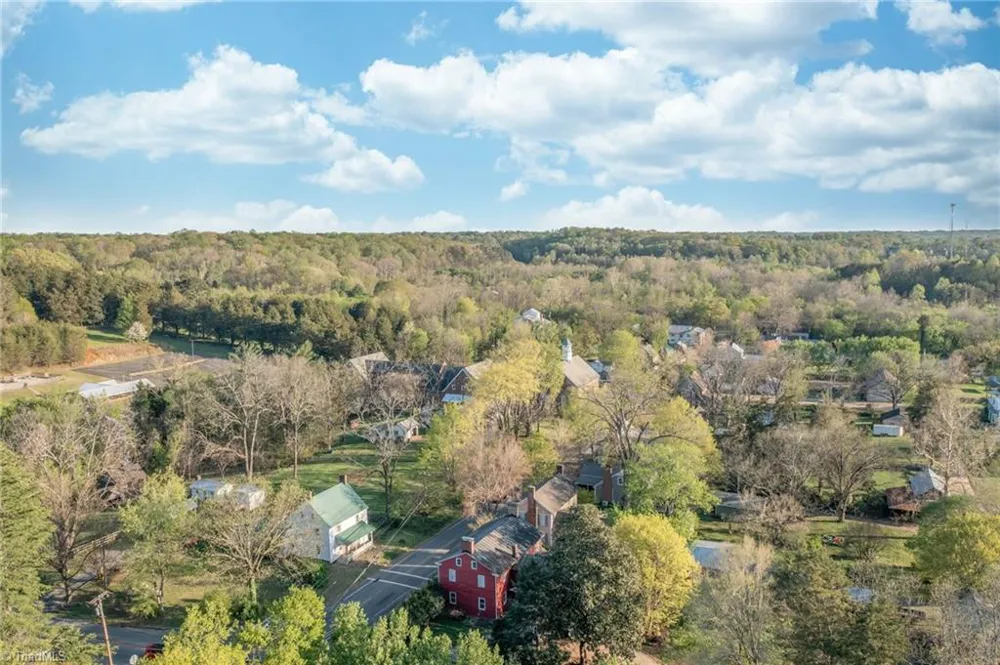 110 Town Lot Drive Pfafftown, NC 27040