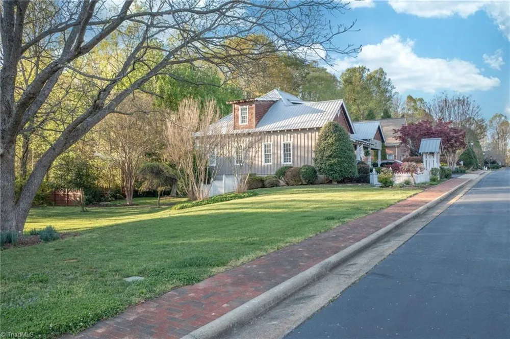 110 Town Lot Drive Pfafftown, NC 27040