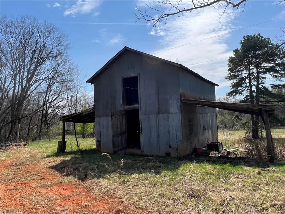 44 +/- AC Island Drive Madison, NC 27025