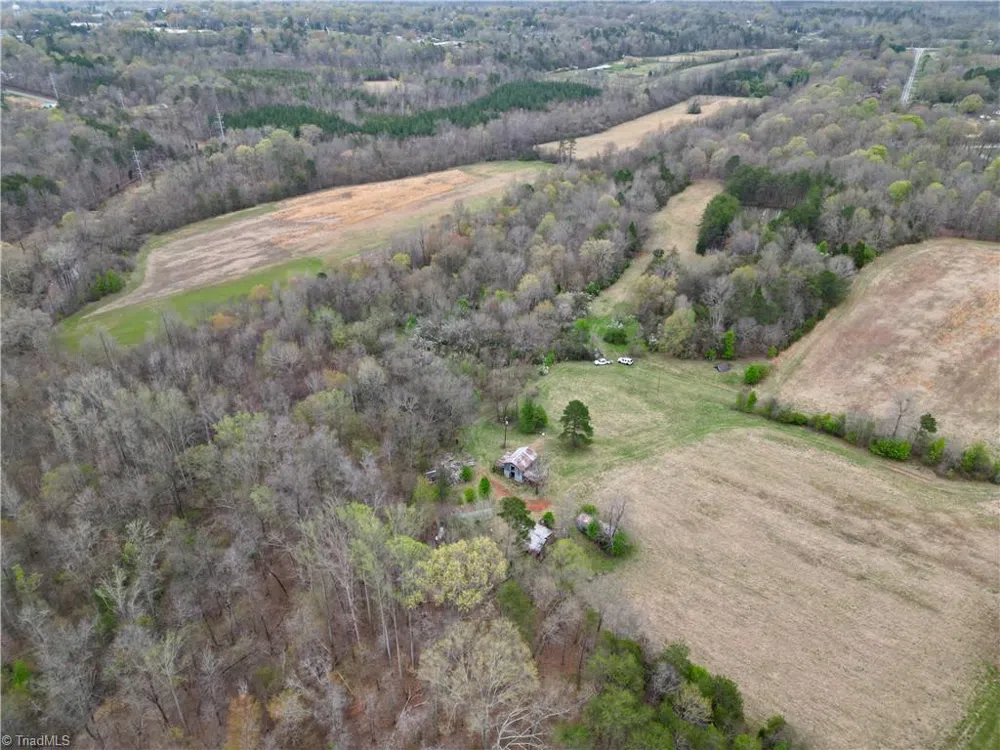 44 +/- AC Island Drive Madison, NC 27025