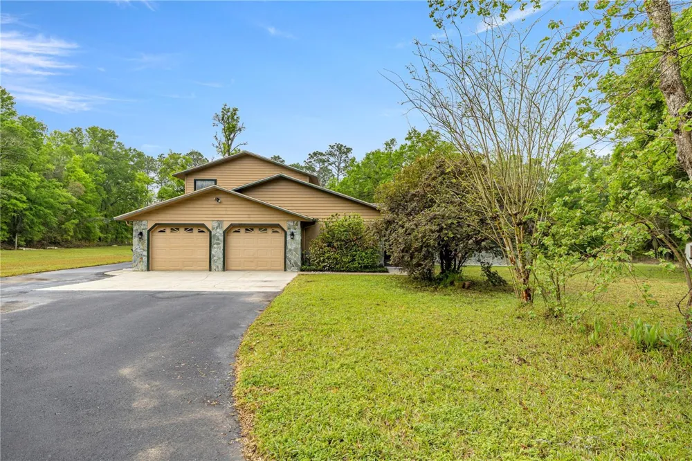 20190 SW 54TH STREET Dunnellon, FL 34431