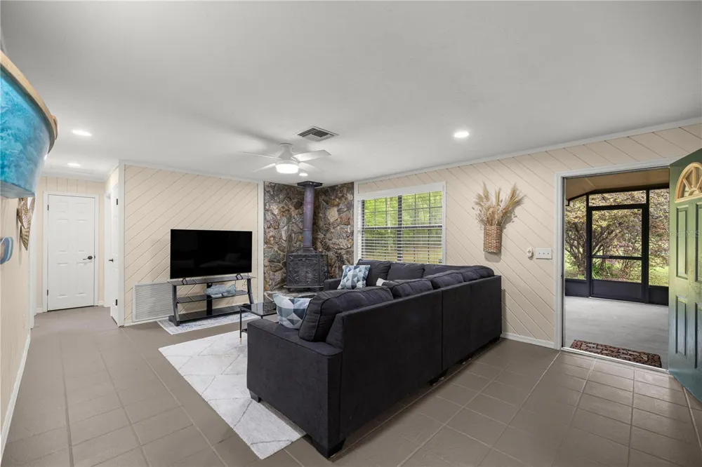 20190 SW 54TH STREET Dunnellon, FL 34431