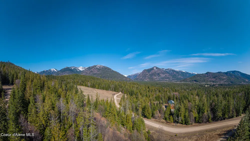 940 Sled Run Trail Clark Fork, ID 83811