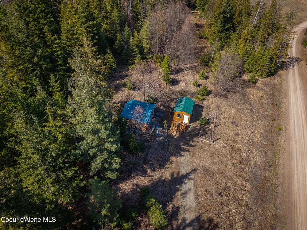 940 Sled Run Trail Clark Fork, ID 83811