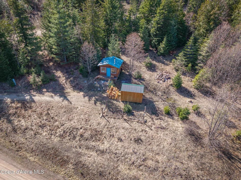 940 Sled Run Trail Clark Fork, ID 83811
