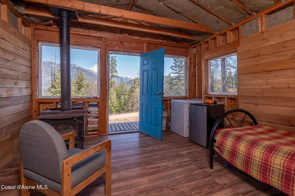 940 Sled Run Trail Clark Fork, ID 83811