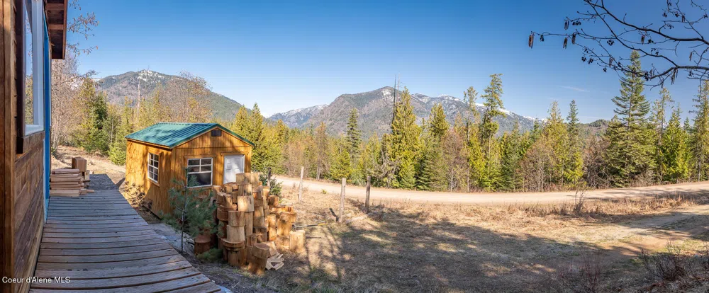 940 Sled Run Trail Clark Fork, ID 83811