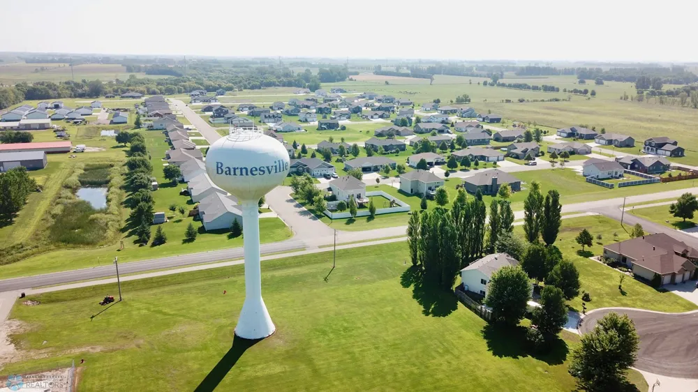 209 19 Street Circle NE Barnesville, MN 56514