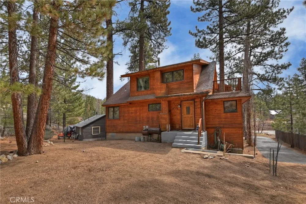 39128 North Shore Fawnskin, CA 92333