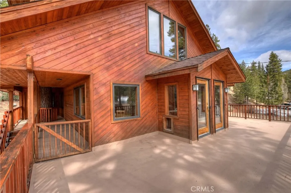 39128 North Shore Fawnskin, CA 92333