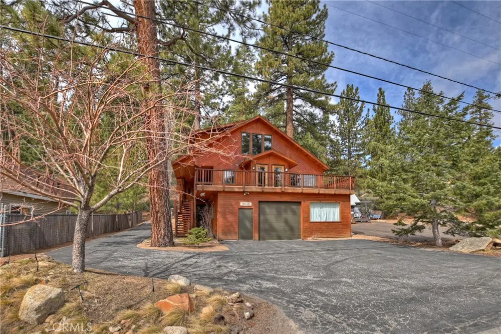 39128 North Shore Fawnskin, CA 92333