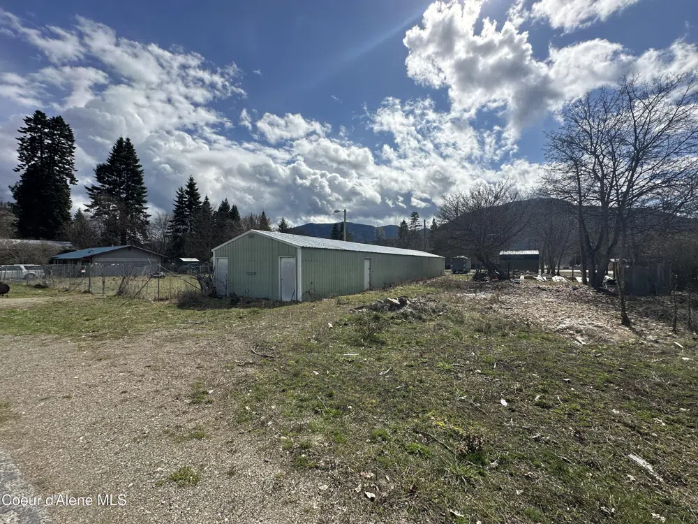 102 E 2nd Avenue Clark Fork, ID 83811