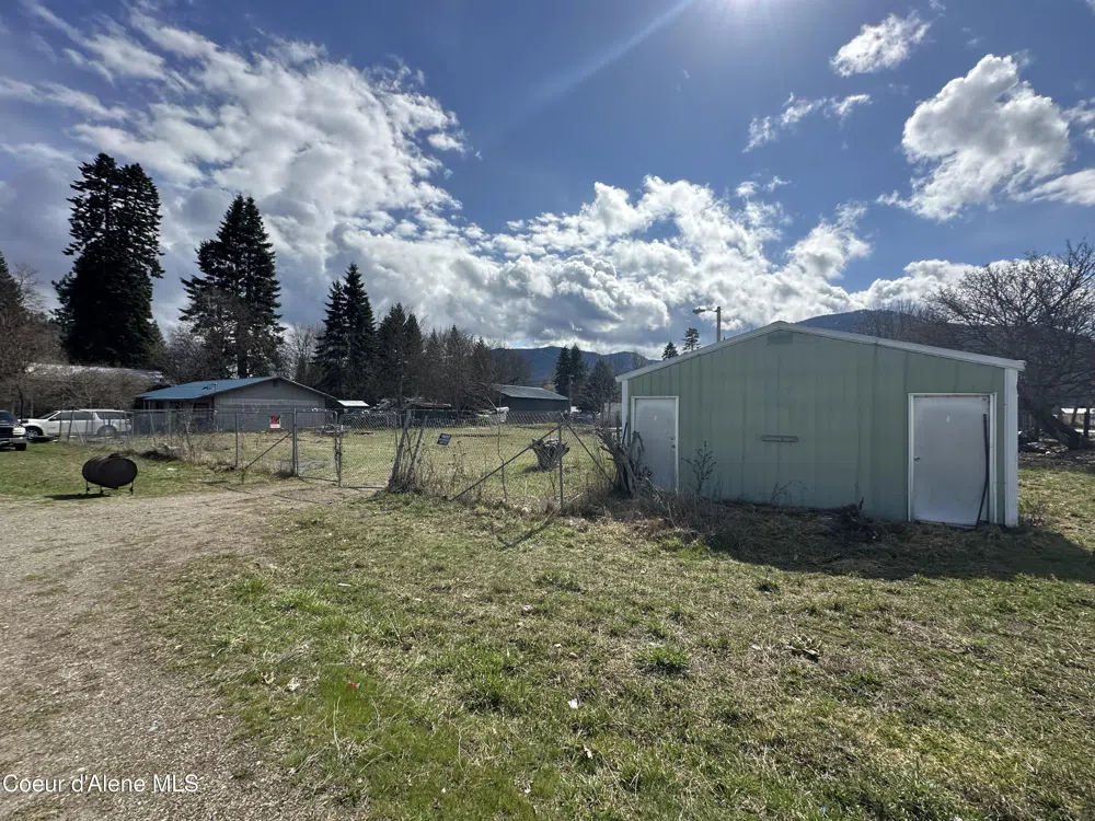 102 E 2nd Avenue Clark Fork, ID 83811