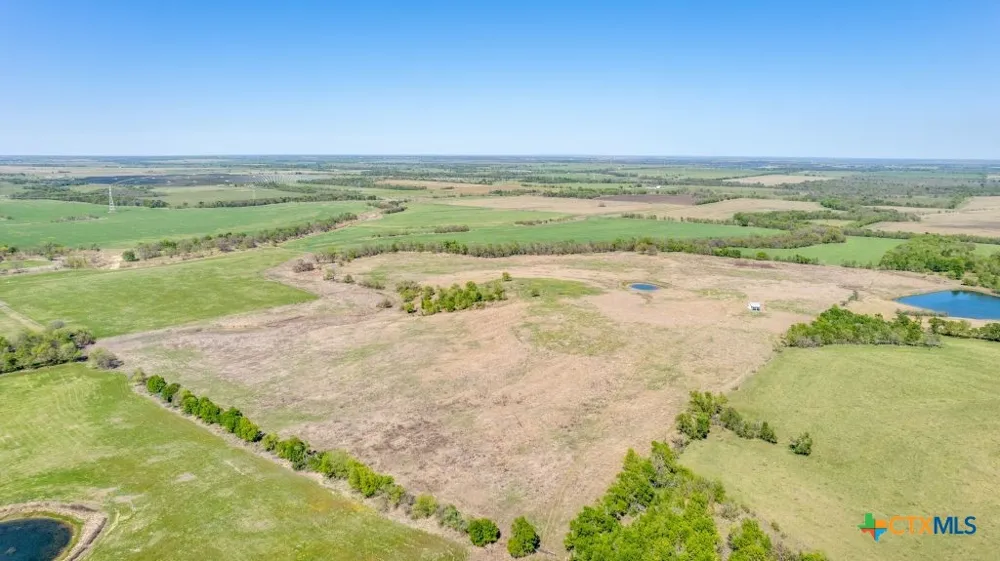 3550 County Road 273 Rosebud, TX 76570