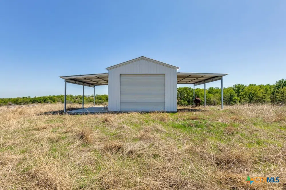 3550 County Road 273 Rosebud, TX 76570