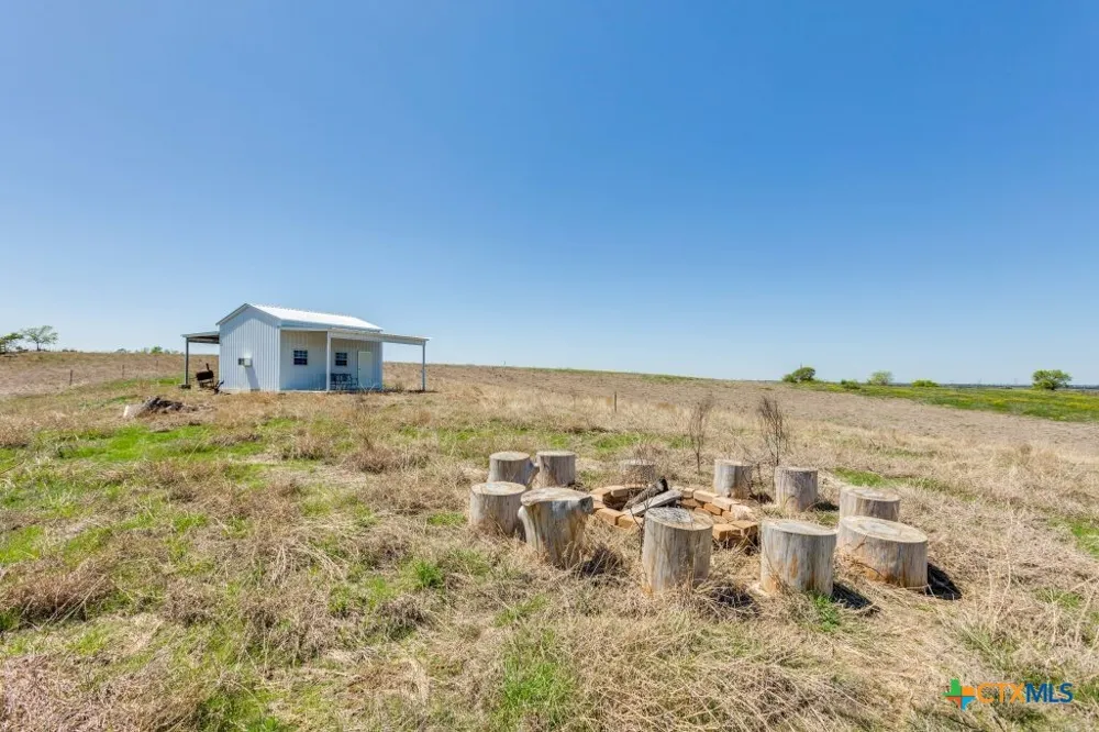 3550 County Road 273 Rosebud, TX 76570