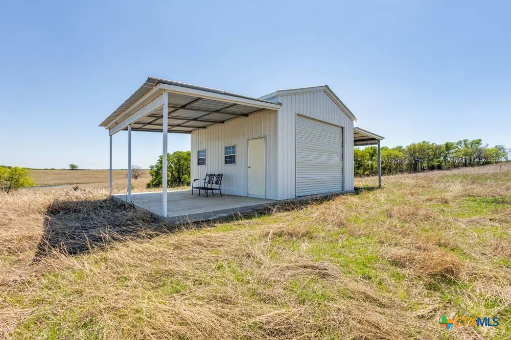 3550 County Road 273 Rosebud, TX 76570