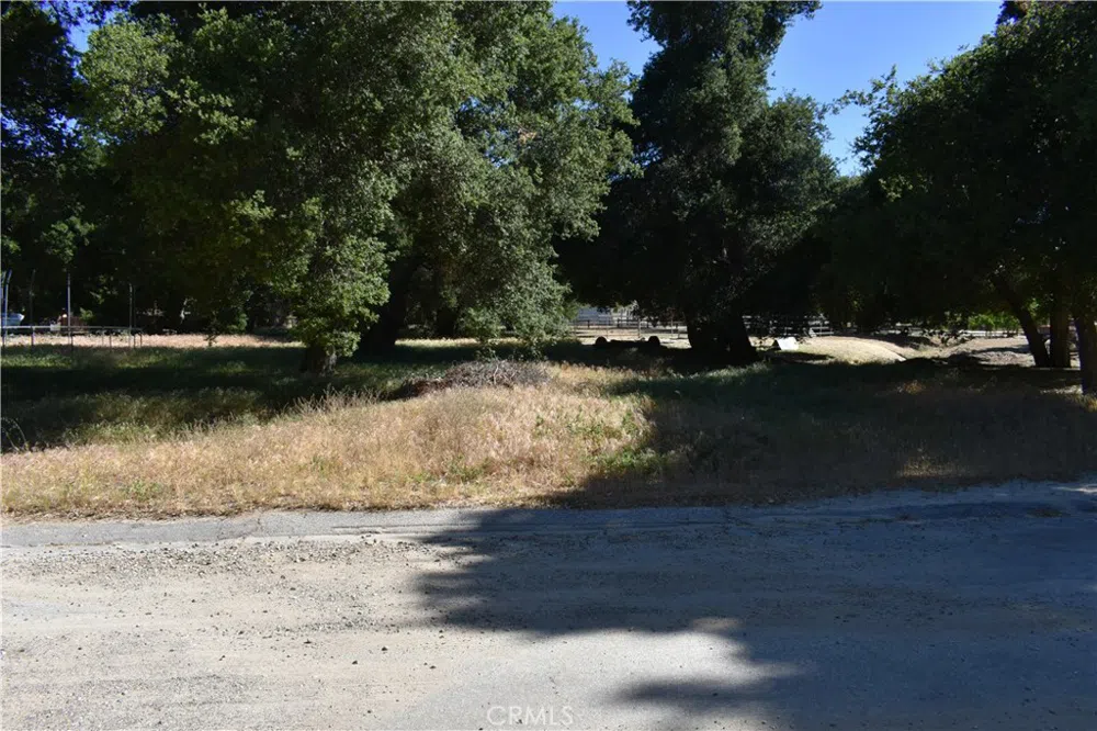 Vac/Sn Luis Potosi/Vic Eljorna Green Valley, CA 91350
