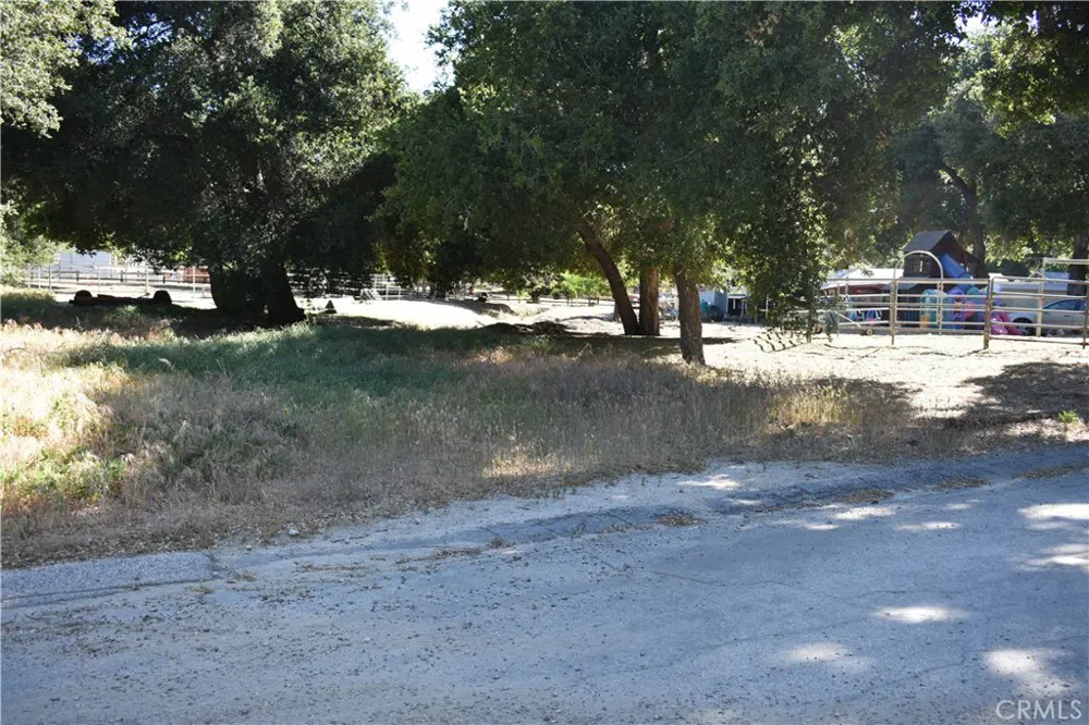 Vac/Sn Luis Potosi/Vic Eljorna Green Valley, CA 91350