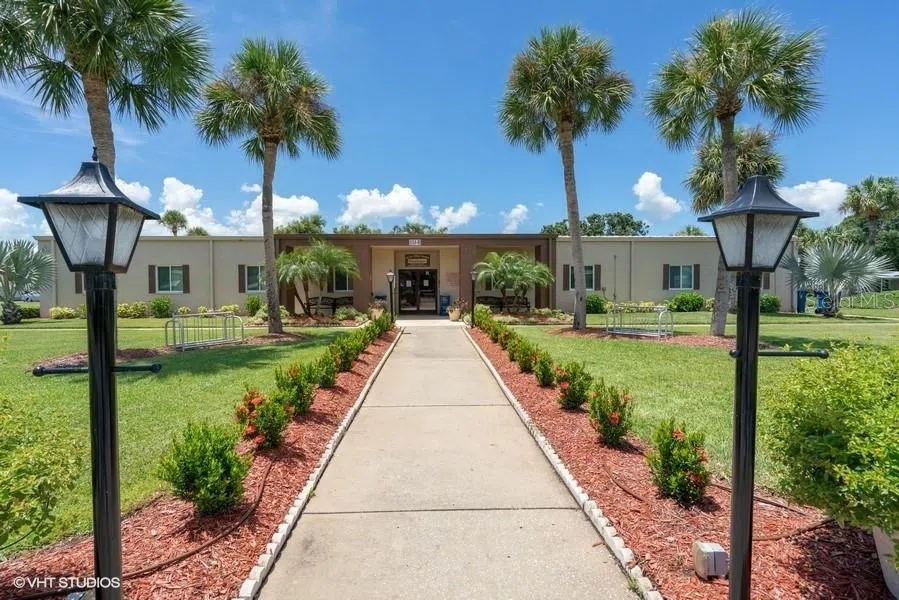 257 PELICAN DRIVE Oldsmar, FL 34677